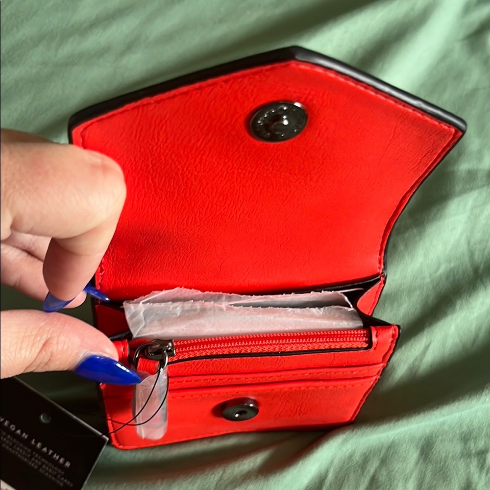 Simply Vera Women's Wallet - Picture 3 of 3